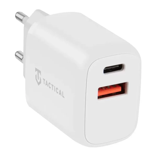 Minimalista utazási töltő Tactical Base Plug Dual, PD / QC3.0 technológiával a gyors és biztonságos töltés érdekében, és két porttal (USB-C / USB-A), amelyek mindegyike 20 W-os kimenettel működik.