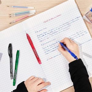 Cserélhető betétes rollertollak