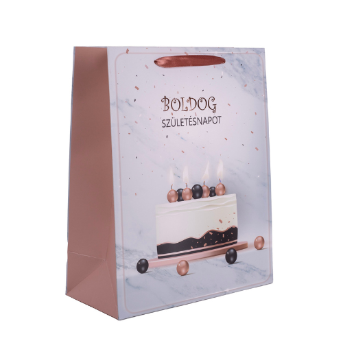 Dísztasak matt 11x14 cm tortás Boldog születésnapot felirattal 1 Dísztasak matt 11x14 cm tortás Boldog születésnapot felirattal
