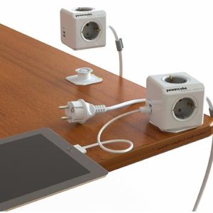 Elosztó, 4 aljzat, 2 USB csatlakozó, 1,5 m kábelhosszúság, ALLOCACOC "PowerCube Extended USB DE", fehér-szürke