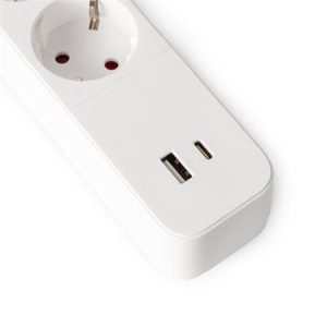 Hálózati  kábelek és kapcsolók