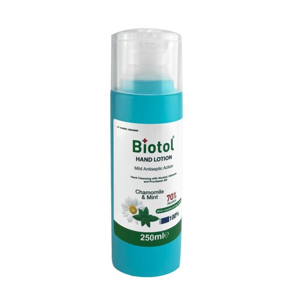 Kéz- és bőrfertőtlenítő 250 ml., 70% alkoholtartalmú, B5 provitaminnal, Biotol