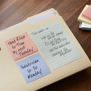 Közepes méretű öntapadó jegyzettömbök