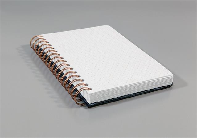 Spirálfüzet, 162x215 mm, pontrácsos, 60 lap, keményfedeles, SIGEL "Jolie" Brush Marks 2 Spirálfüzet, 162x215 mm, pontrácsos, 60 lap, keményfedeles, SIGEL "Jolie" Brush Marks