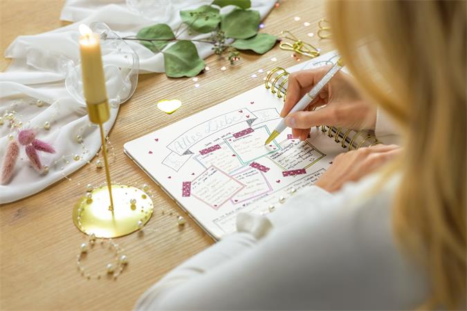 Spirálfüzet, 234x215 mm, sima, 120 lap, keményfedeles, SIGEL "Jolie Golden Rain" 3 Spirálfüzetek A4, papír borítóval