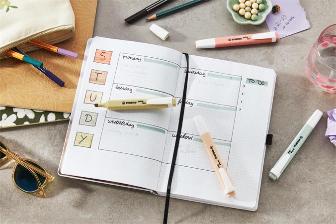 Szövegkiemelő készlet, 1-4 mm, STABILO "Swing cool NatureCOLORS", 6 különböző szín 2 Szövegkiemelő készlet, 1-4 mm, STABILO "Swing cool NatureCOLORS", 6 különböző szín