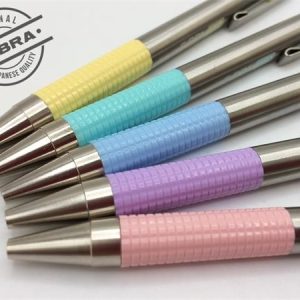 Fémtestű cserélhető betétes golyóstollak